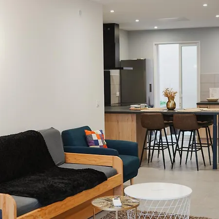 Maison Climatisee Avec Patio 5 Pers Villa *